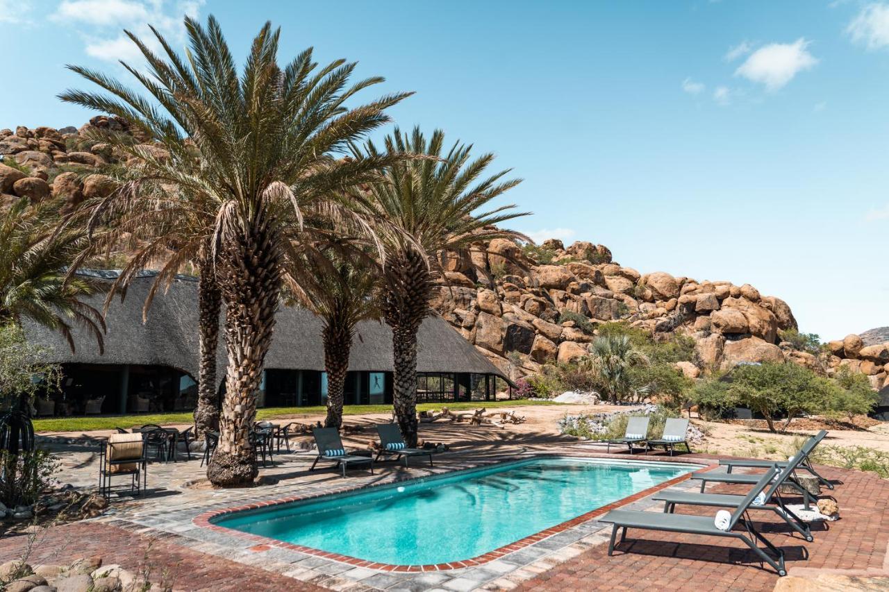 Ai Aiba - The Rock Painting Lodge Omaruru Exterior photo